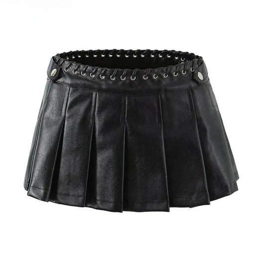 Metal Ring Leather Pleated Skirt